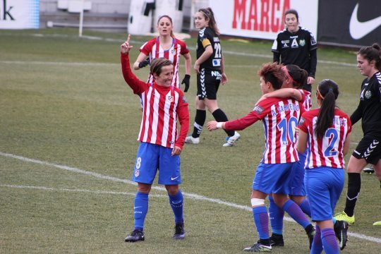 Sonia Bermudez celebra el 3-0 / @madditxuu