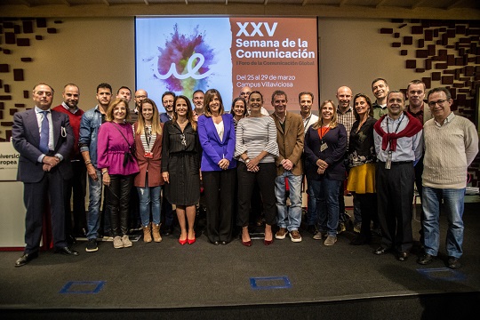 Ana Blanco con los profesores de Comunicación de la Universidad Europea