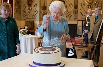 Reina Isabel II cumple 70 años en el Trono