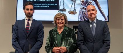 La Rectora de la Universidad Europea, Elena Gazapo y el Decano de la facultad de Ciencias Sociales y de la Comunicación Francisco García Pascual han inaugurado junto al Secretario de Estado y de Seguridad la Legal Week 2022