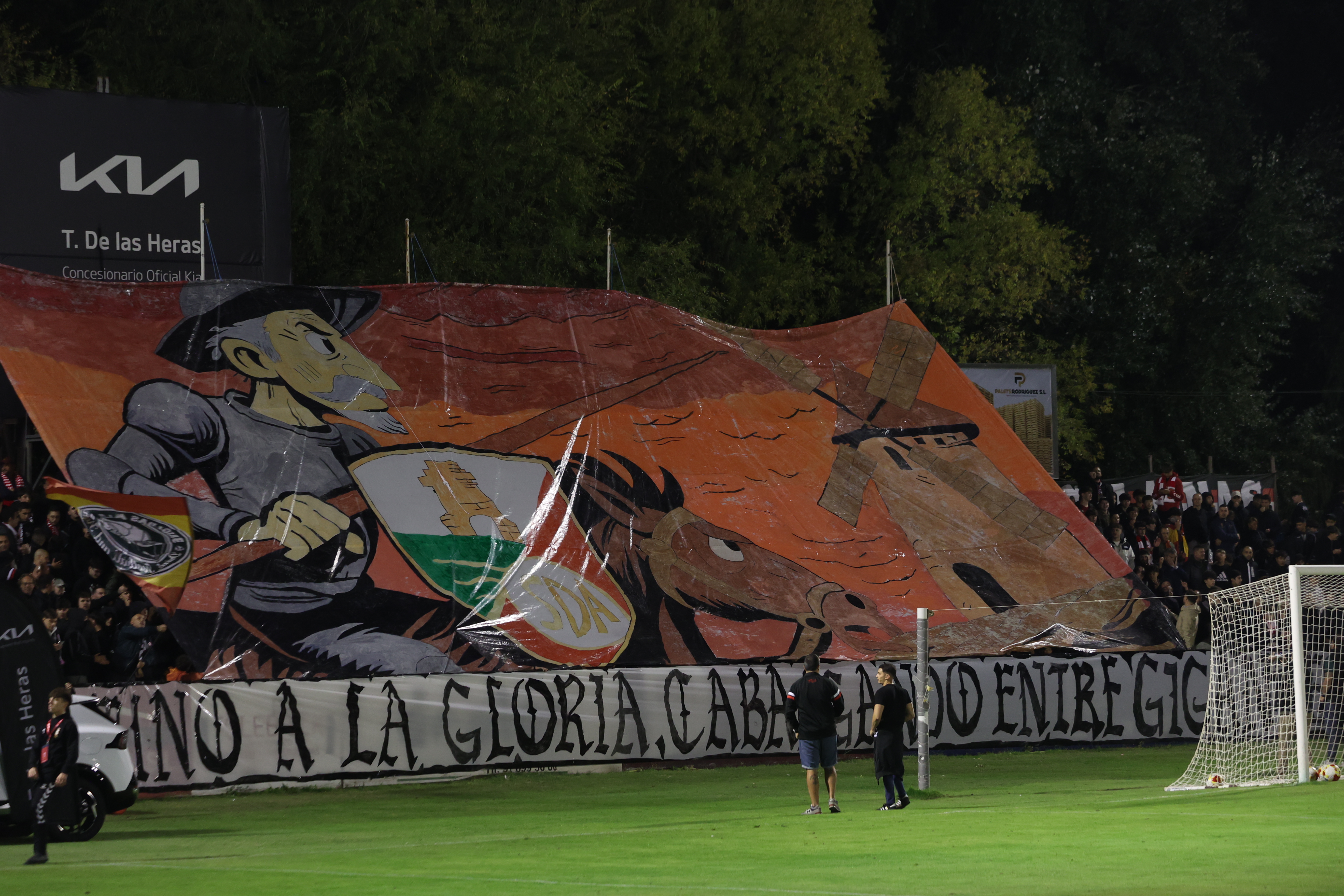 Foto tifo del Alcalá. Foto hecha por Hugo Martirena.