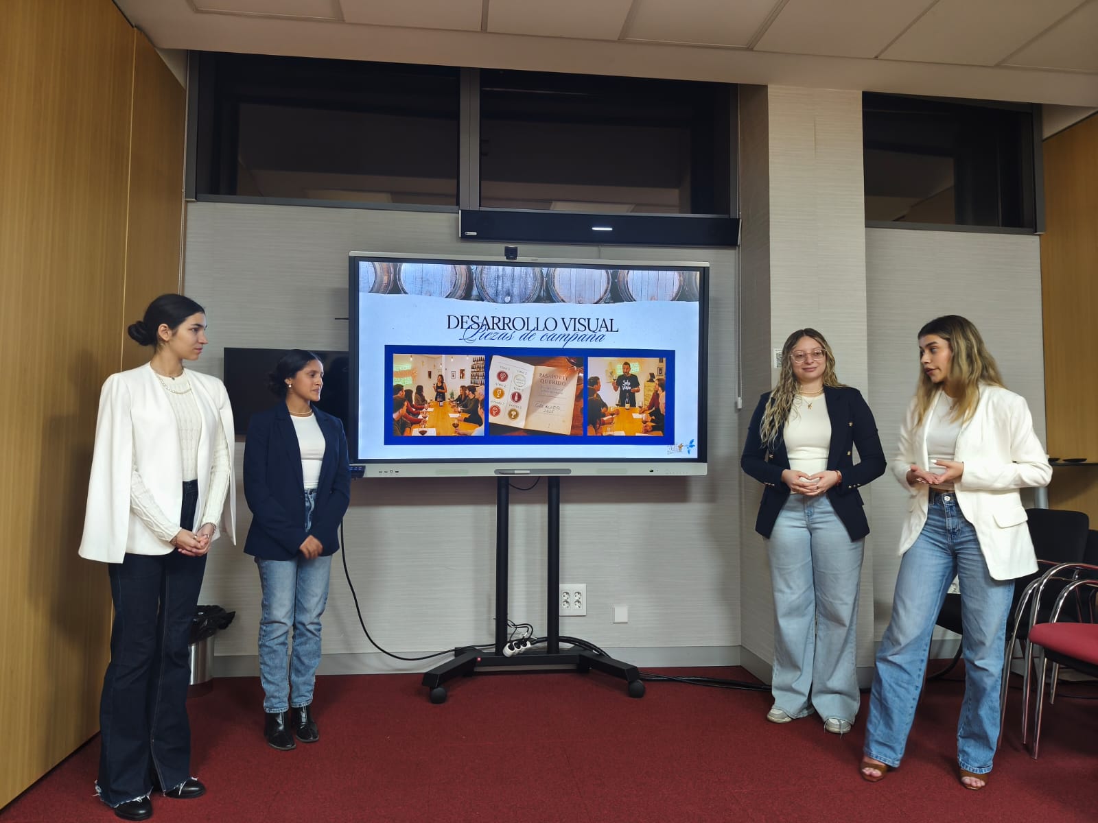 Alumnos de Publicidad. Foto: J.J Vargas