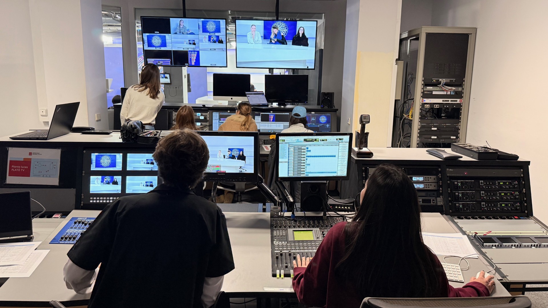 Alumnos. FOTO: Marcos González