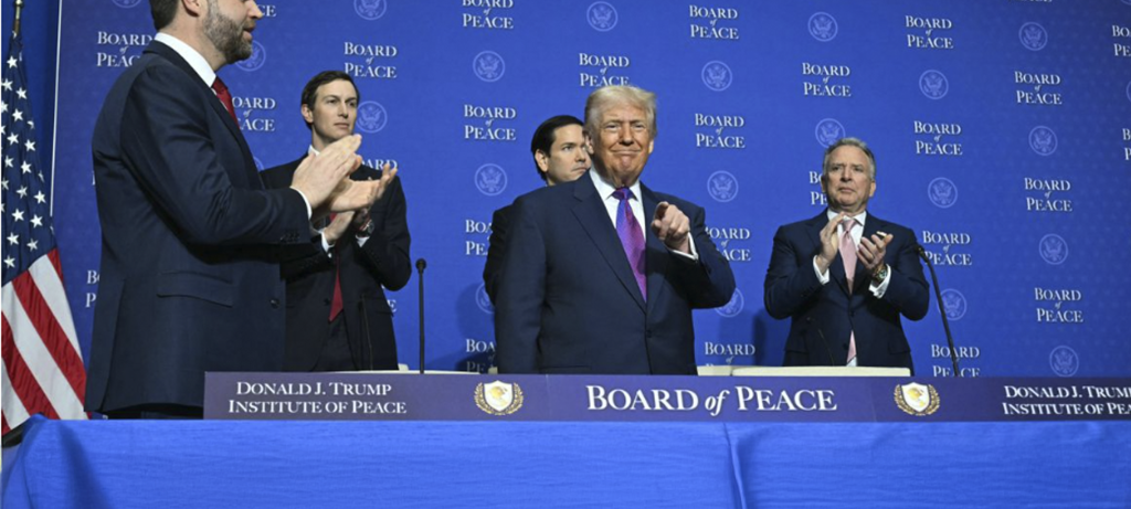 La cumbre de la Junta de Paz sobre Gaza reconfigura el tablero internacional y expone el desafío estratégico europeo