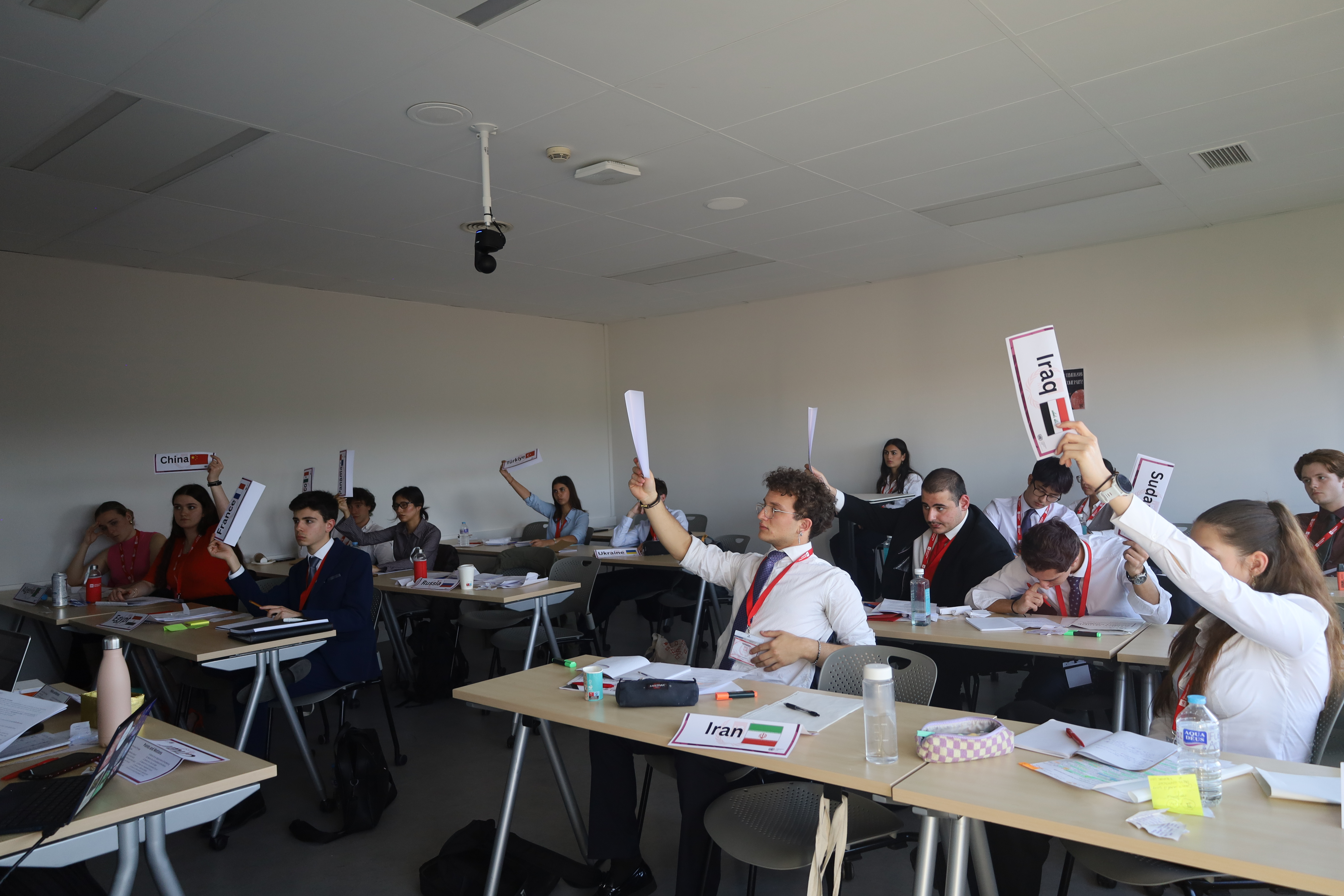 Delegados durante el Modelo de Naciones Unidas. FOTO: Marian Fernández